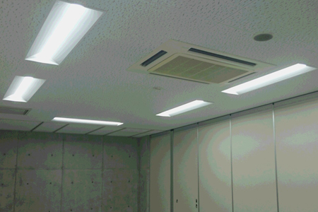 一体型LEDベースライト(40W形埋込下面開放タイプ)-導入事例
